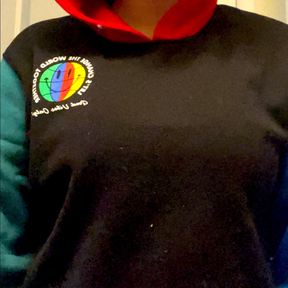 Sweatshirt.